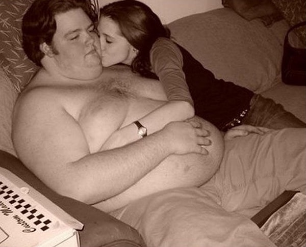 3. «Моя девушка ревнует, потому что мои сиськи больше, чем ее. Я парень»