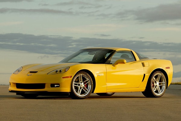 16. «Мой парень приревновал меня, когда я сказала, что новый коверт сексуален. Серьезно, мужик… Это же МАШИНА!»