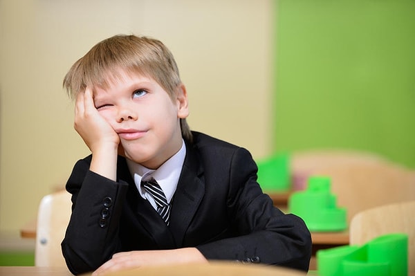 17. «Мой парень приревновал меня, когда другой парень поцеловал меня в щечку. Этот другой парень ходит в первый класс начальной школы»