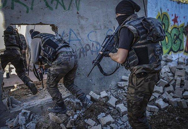 Mardin'de patlama: 2 asker şehit