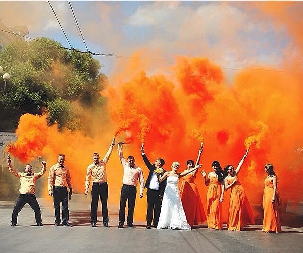 9. Во всяком случае, намного проще и дешевле фейерверка.