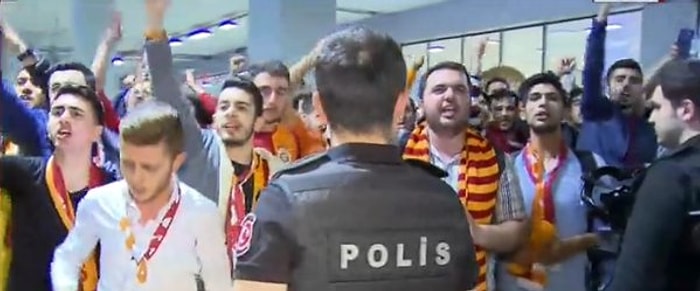 Galatasaraylı Futbolculara Havalimanında Protesto