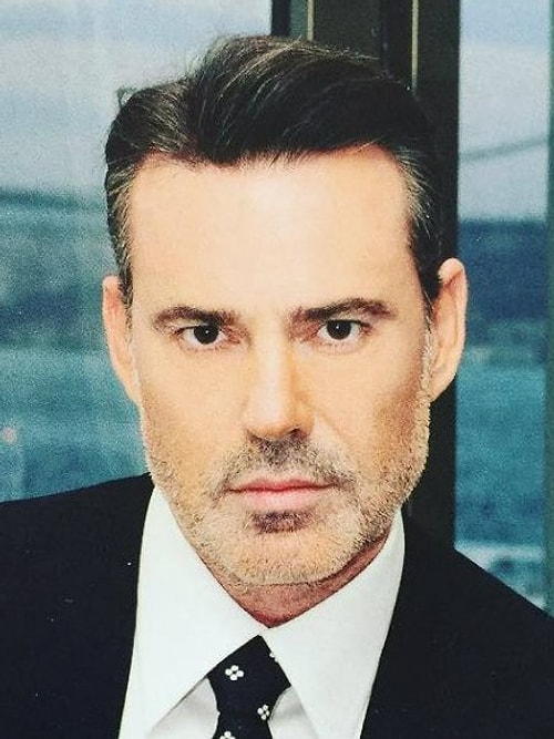 Quentin Lance (Paul Blackthorne) / Murat Başoğlu