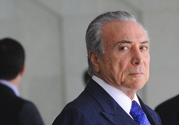 Rousseff Devlet Başkanlığı görevinden azledilirse, Temer, 2018 seçimlerine kadar yeni Devlet Başkanı olarak görev yapacak