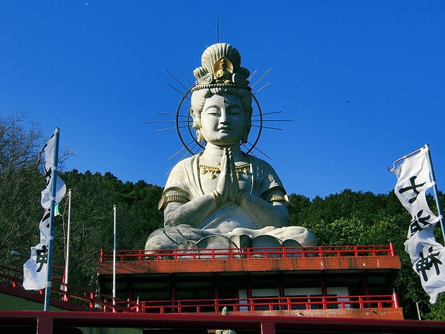 20. Usami Dai - Kannon (Japan) - 160 ft (50 m)