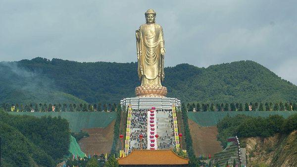 1. Spring Temple Buddha (China)  – 420 ft (128 m)