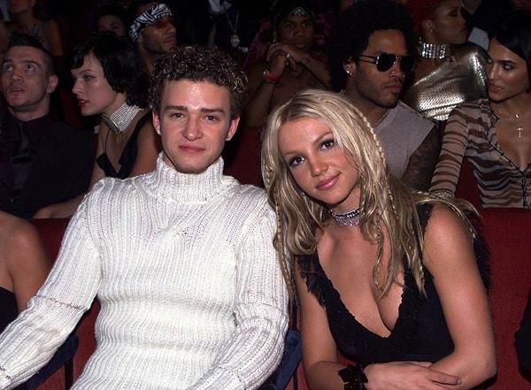 5. Şimdinin Belieber'ları ve One Direction fanları gibi, eski boyband'lerin hayranları da oldukça sadıktı; 'N sync üyesi Justin Timberlake'i aldatan Britney Spears'ı harcadılar!