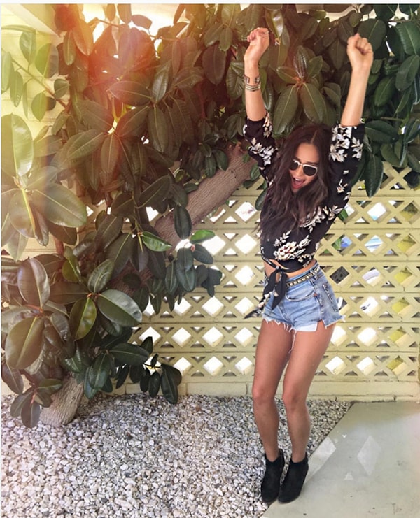 14. Шей Митчелл