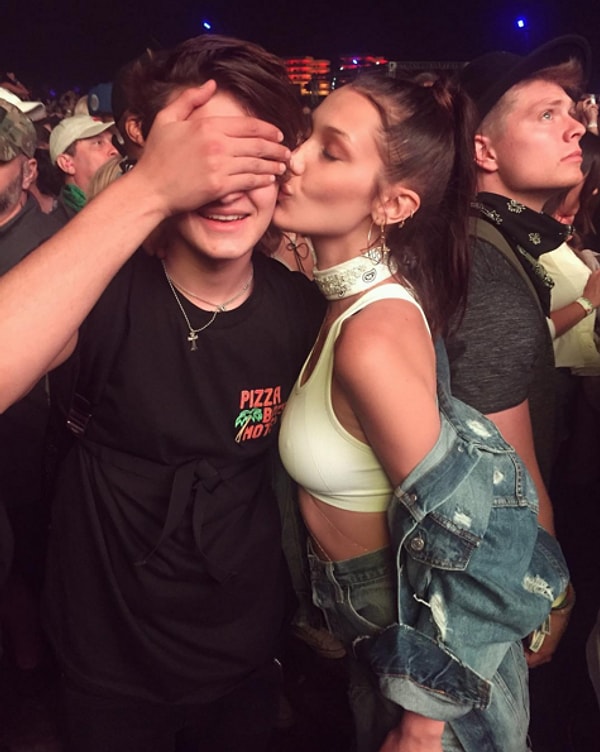 15. Анвар и Белла Хадид