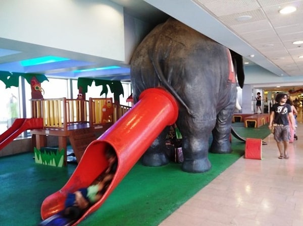 20. Дизайнер этой горки ненавидит детей