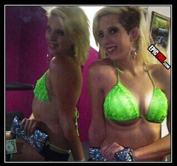 22. Зеркало не обманешь! ;)