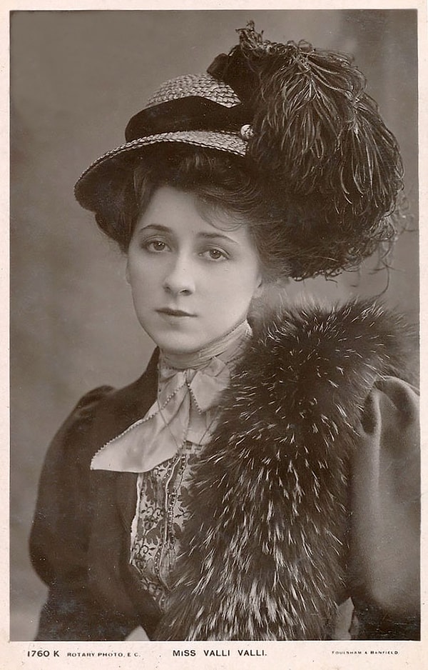 25. Валли Валли.