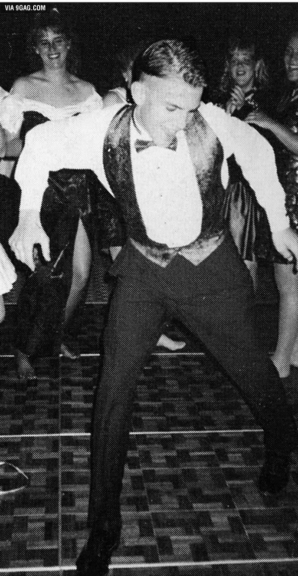 8. Эштон Катчер