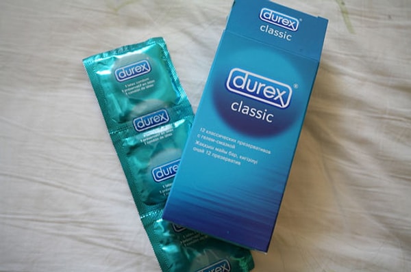 10. Как-то секс был настолько отвратным, что после его окончания я сказала парню, что у меня больше нет презервативов, чтобы, не дай бог, он не повторил этот кошмар.