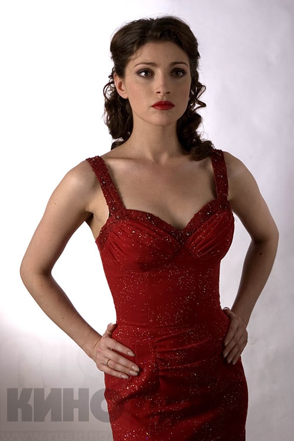 5. Сейчас Анастасия пытается оправиться от перемен в жизни, в связи с чем улетает в Германию с друзьями, а затем в отпуск на Тенерифе. Пожелаем же актрисе счастья и перемен к лучшему!