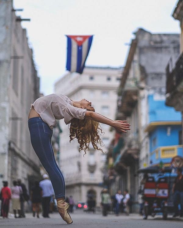 3. "Kübalı dansçılar, dünyadaki en iyi dansçılar arasında yer alıyor." diyor Robles.
