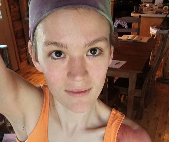 Newyork'ta yaşayan Katherine Dey , 30 yaşında lisanslı bir hemşire. Mesleğiyle bağlantılı olarak da son derece yaratıcı; bir o kadar da ilginç bir yeteneği var.