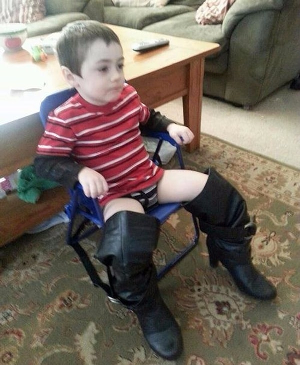 11. Этому Индиане Джонсу не хватает лишь шляпы и плетки