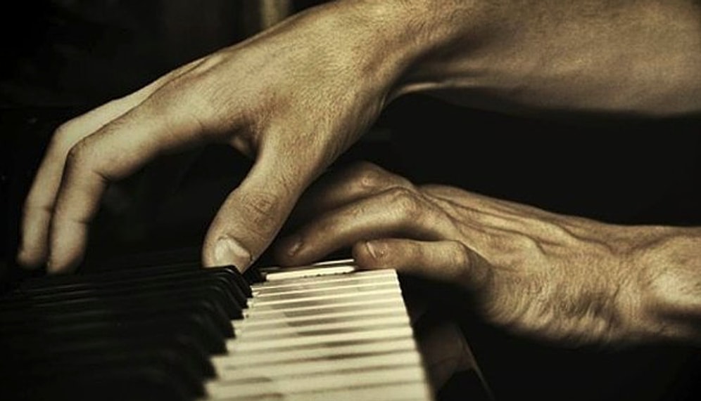 Самые возбуждающие части мужского тела: парням на заметку (18+)