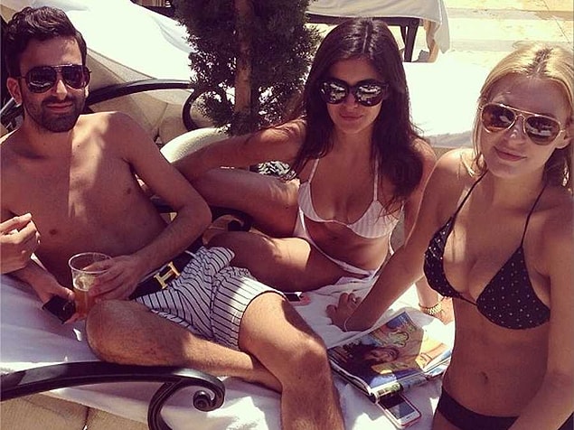 11. "Malın önde gideniyim" diyemediği için "Bağlanma problemim var" der; insanın 3 metre çamaşır ipiyle bulunduğu yere bağlayası gelir