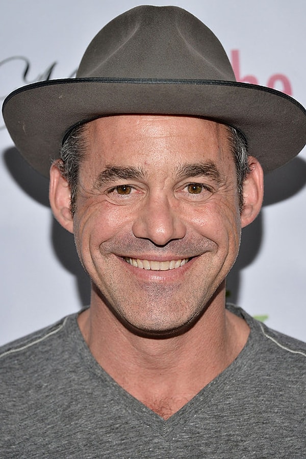 3. Николас Брендон (Ксандер Харрис)