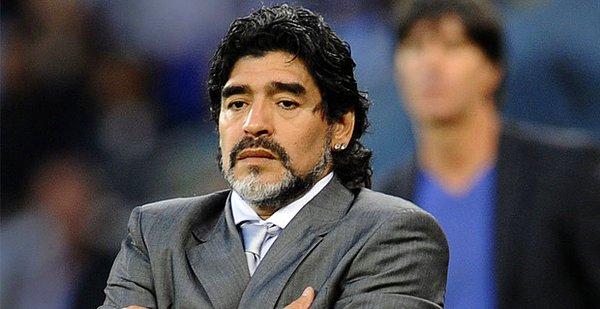 2. Maradona hangi ülke milli takımının oyuncusuydu?