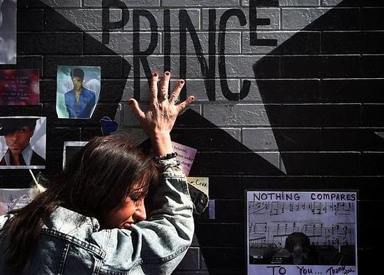 Prince'in Cenazesi Yakıldı: Küllerinin Saklanacağı Yer Gizleniyor