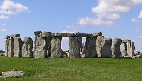 24. Stonehenge
