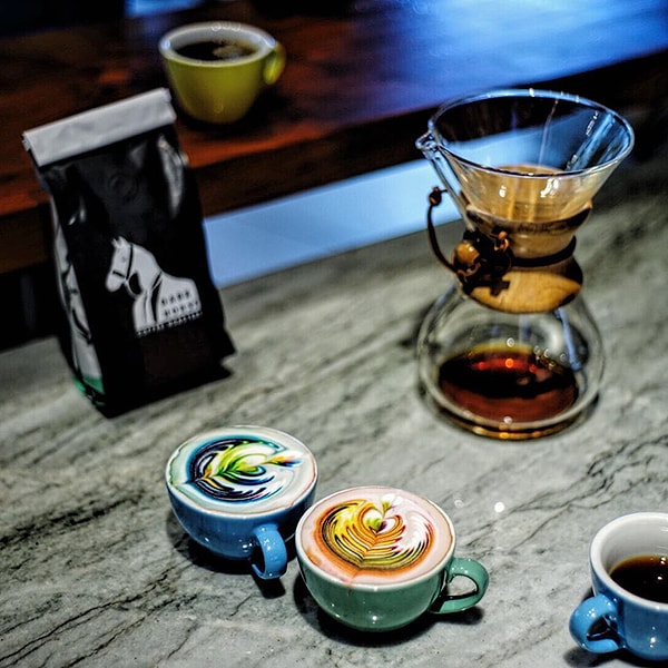 8. Посуда подобрана специально под цвет напитка ☕☕☕