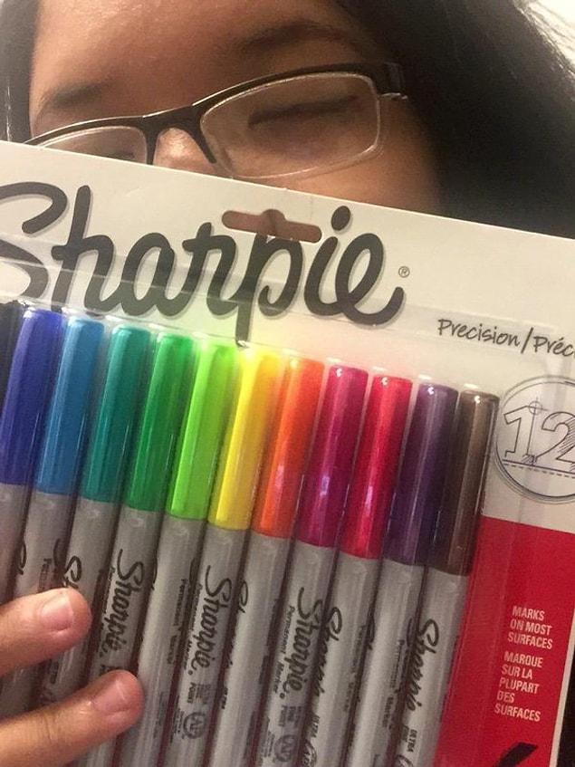 15. You love the look and smell of Sharpies.