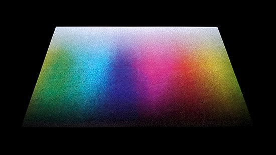 Dünyanın En Zor Puzzle Yapımı: CMYK Renklerinden Oluşan 5000 Parçalık Puzzle