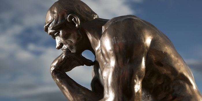 Felsefeyi İkiye Bölen Kadim Soru: Mutluluğa Ulaşmak İçin Acı Çekmek Şart Mıdır?