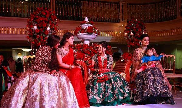 100 Bollywood şarkıcı bu düğünde sahne alıyor!
