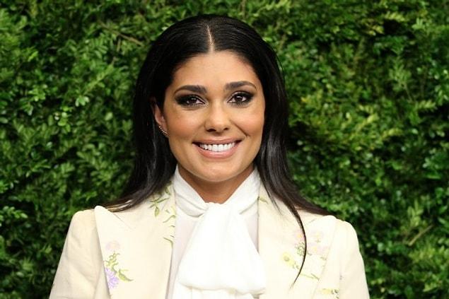 After a quick investigation, fans decided that the woman is no one other than fashion designer Rachel Roy. Rachel Roy was the ex-wife of Damon Dash, who is Jay-Z's former business partner.