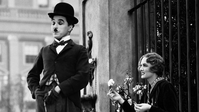 1. Şehir Işıkları / City Lights (1931)