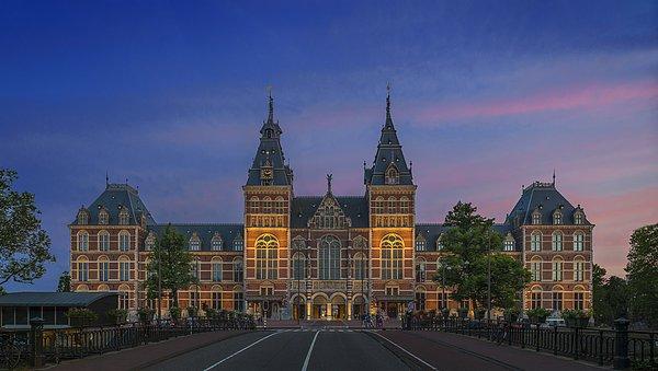 4. Rijksmuseum - Amsterdam
