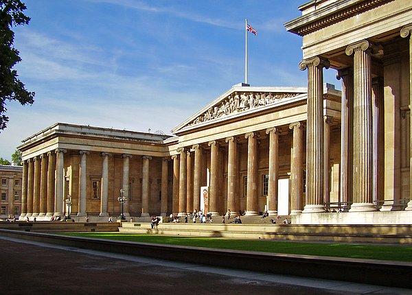 20. British Museum - Londra