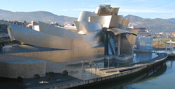 16. Guggenheim Müzesi - Bilbao