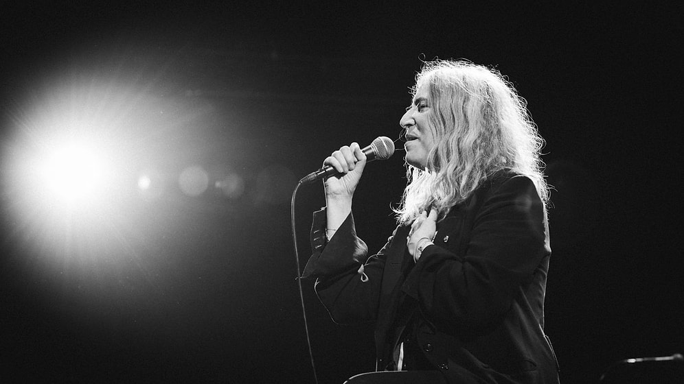 Patti Smith, İstanbul'da Hayranlarıyla Buluştu