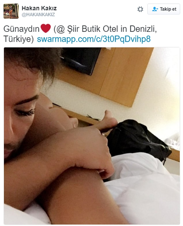 Kakız, ufak detaylarla verdiği gizemli frikik ile teninin güzelliğini yeniden yüzümüze vurdu.