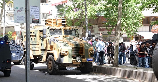 Diyarbakır'da Askeri Aracın Çarptığı Kadın Hayatını Kaybetti