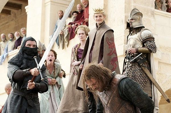 2. Lannisterlar ve Starklar arasındaki düşmanlık