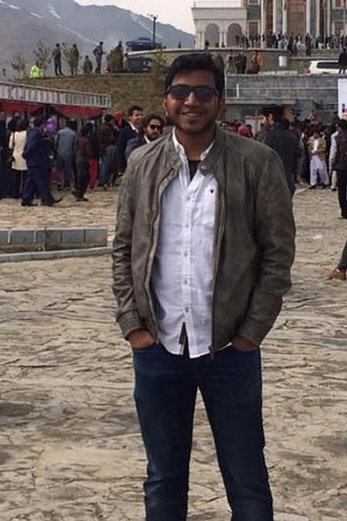 Mumbaili iki arkadaş Danish Bagdadi ve Shraddha Uchil, yakın bir arkadaşları için sürpriz bir doğum günü partisi hazırlamaya karar verdi.