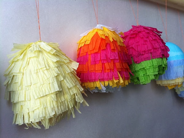 16. Пиньяты в форме яйца