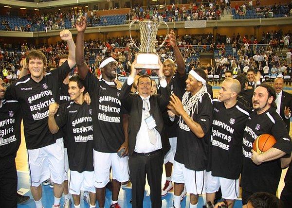 3. 2012 Eurochallange Cup Şampiyonluğu - Beşiktaş