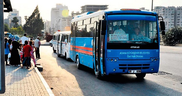 Son yaşanan olay ise Adana'daki bir halk otobüsünde meydana geldi.