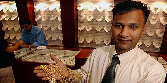 Dünya Tersine Dönse Bile Asla İşinden Olup Aç Kalmayacak 17 Meslek Sahibi