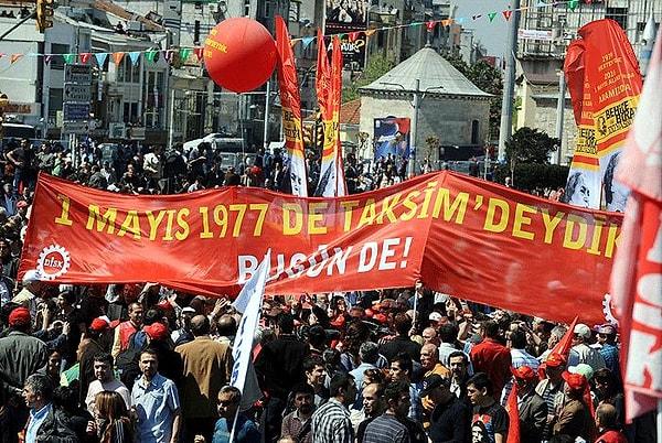 8 - Ve 32 yıl sonra Taksim'de 1 Mayıs coşkusu