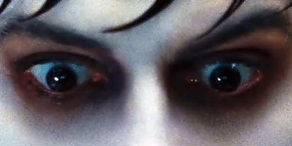 3. Белое лицо Джонни Деппа из киноленты... Какой?