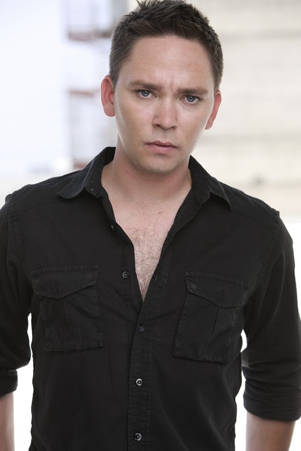 7. Джеймс Джордан сыграл двух абсолютно разных персонажей